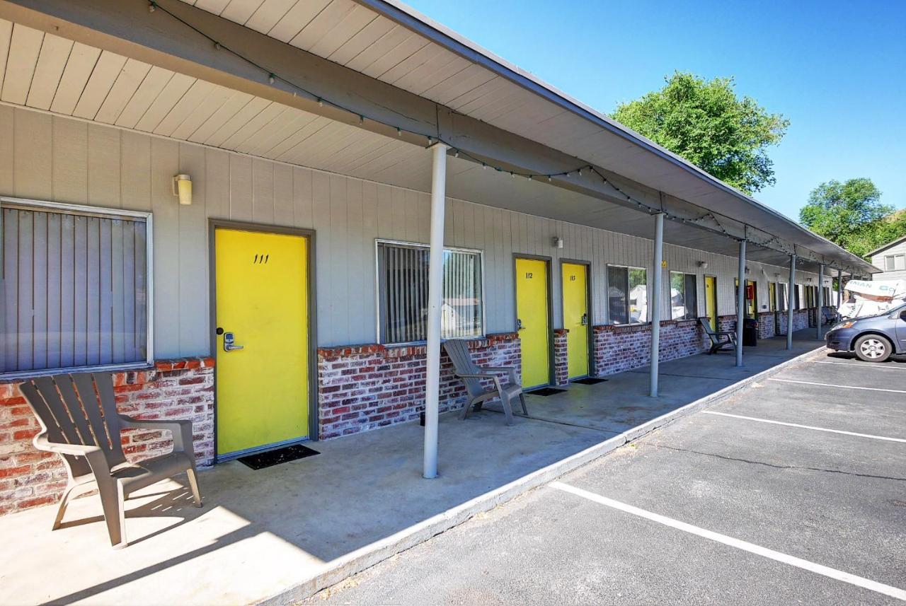 Idle A While Motel Twisp Exterior foto